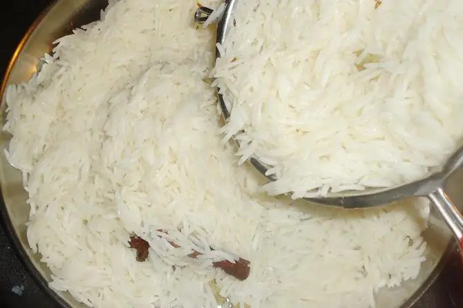 cooking rice al dente for dum aloo biryani