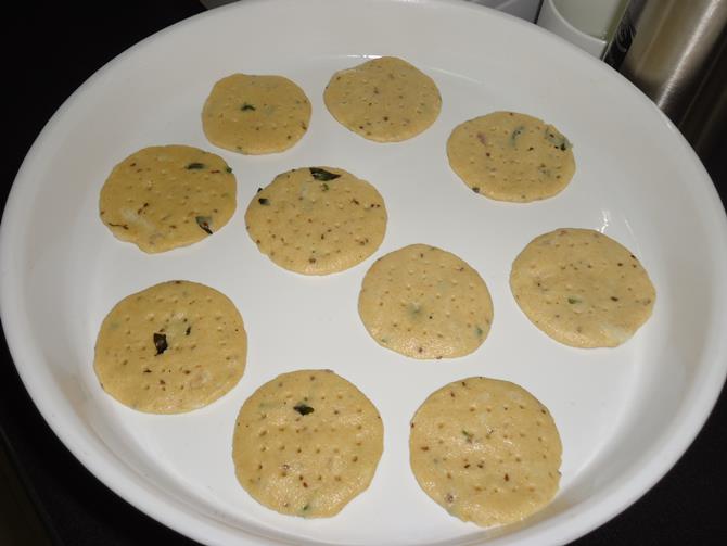 make wheat paneer biscuits