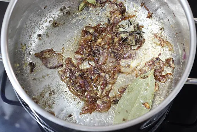 sauteing ginger garlic for chicken biryani recipe