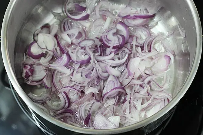 fried onions for biriyani recipe 01