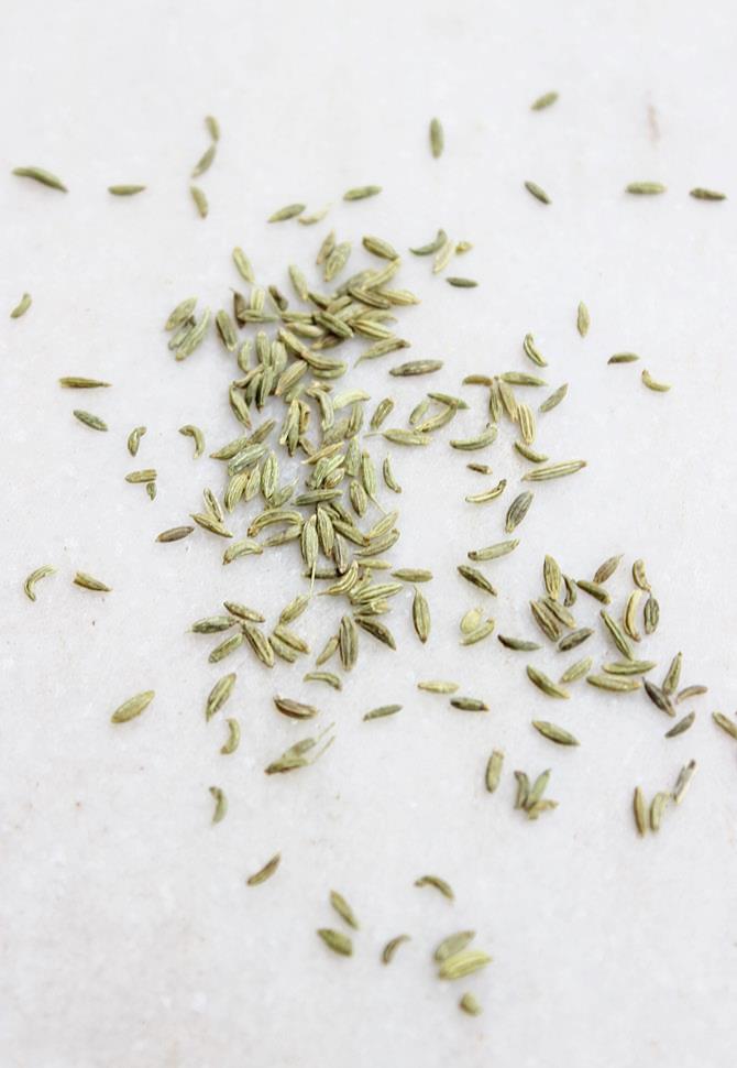 sombu or fennel seeds for making homemade masala powder