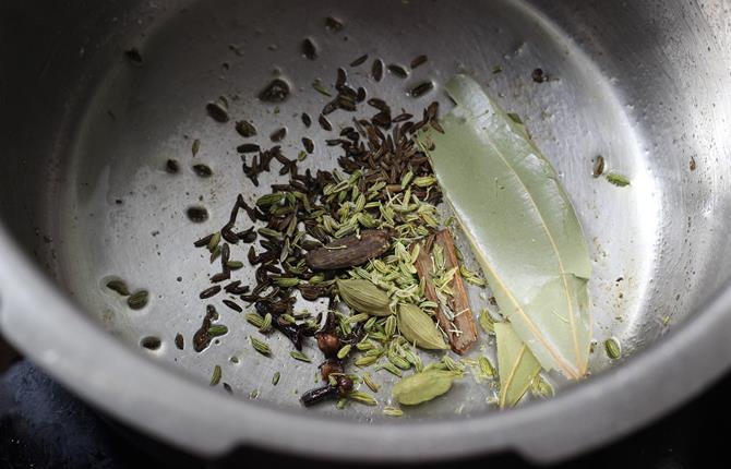 sauting spices in ghee for kashmiri pulao recipe
