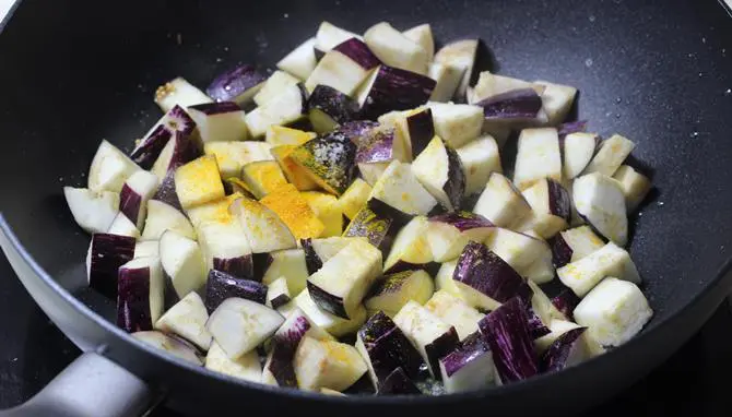 addition of chopped vankaya