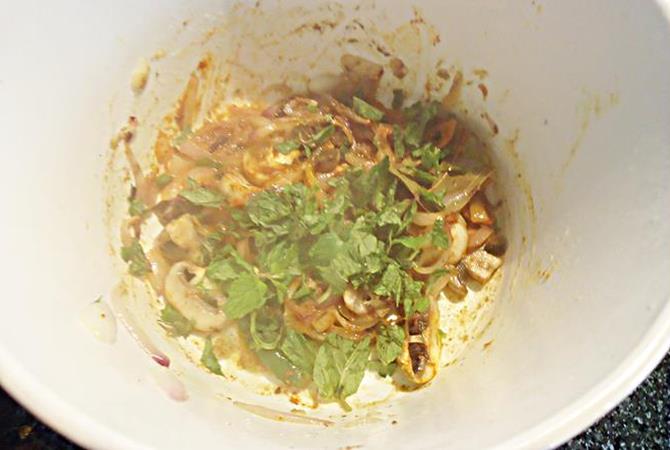 mint for mushroom kurma