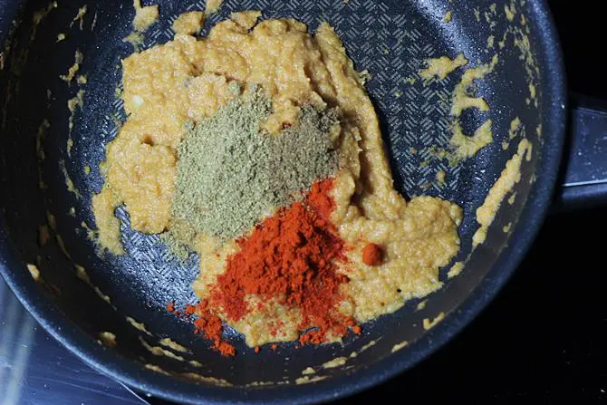 spice powders for cauliflower masala