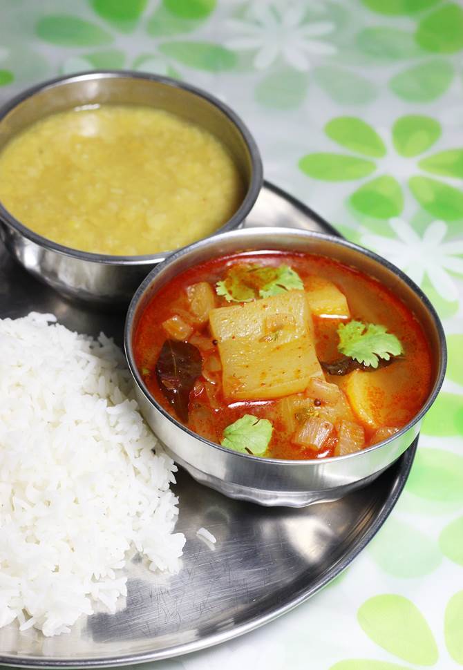 sorakaya pulusu recipe