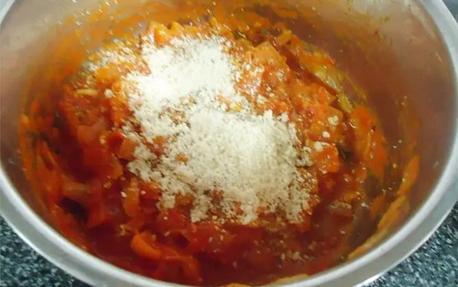 sesame seeds powder for tomato curry
