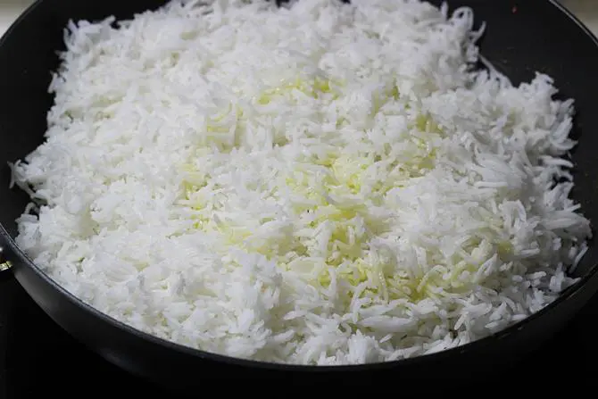 addition of rice in easy vangi bath recipe