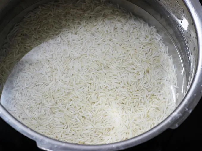 Wash and cook rice