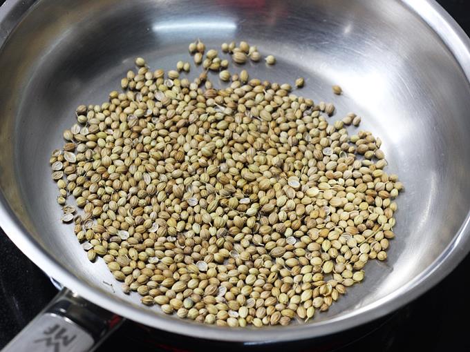 Dry roast coriander seed