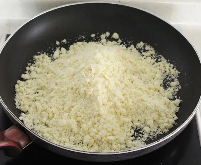 melt khoya in pan for chocolate burfi recipe