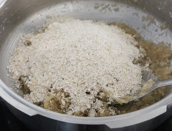 addition of oatmeal to make oats laddu recipe