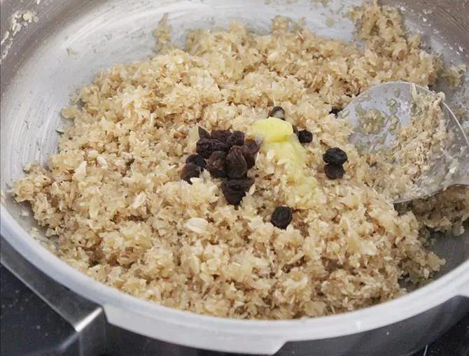 addition of nuts raisins to make oats laddu