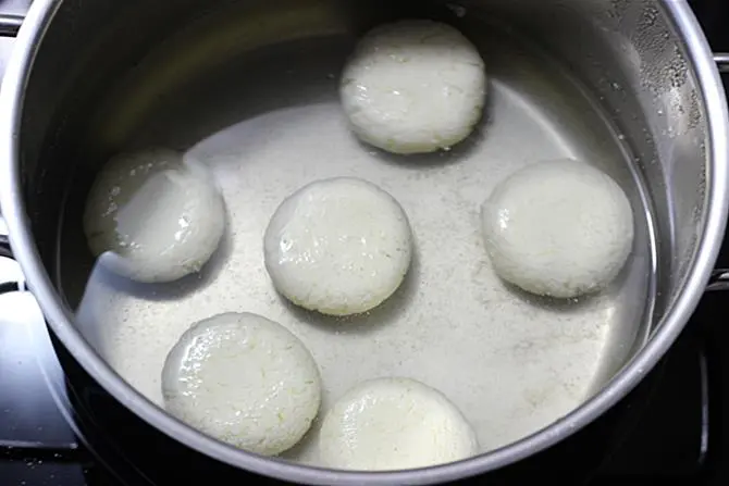 cooked balls in syrup for rasmalai recipe