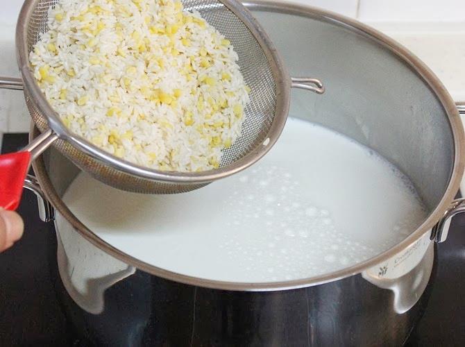 boiling milk to make payasam recipe 6