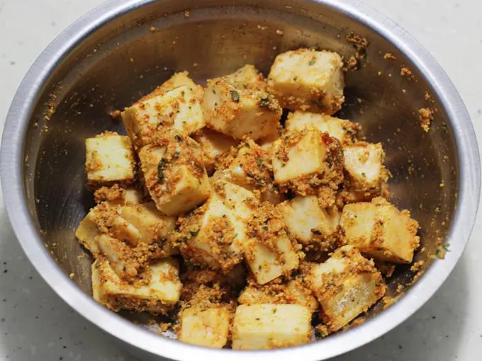 spiced marinade to make paneer amritsari