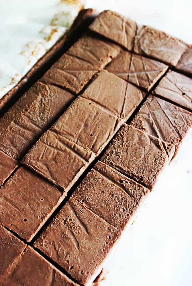 banana almond freezer fudge