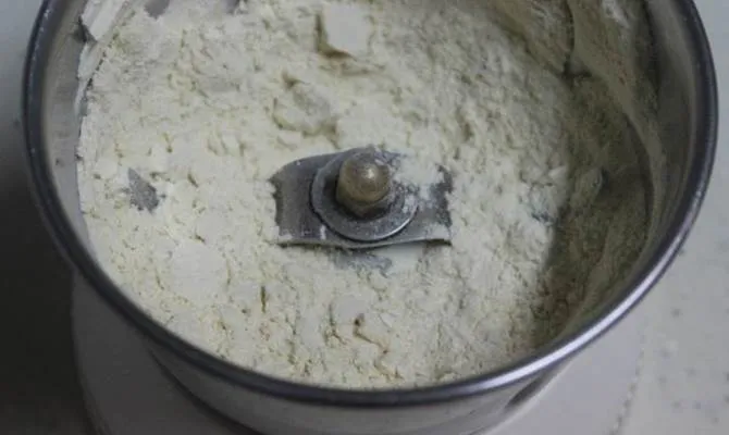 fried gram powder