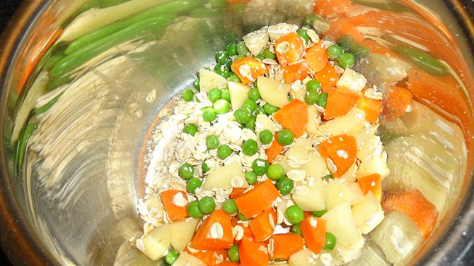 Oatmeal Porridge Recipe   Swasthi s Recipes - 45