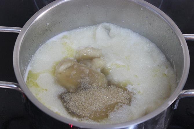 adding fruit for banana sheera