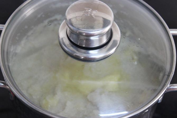 adding ghee banana sheera recipe