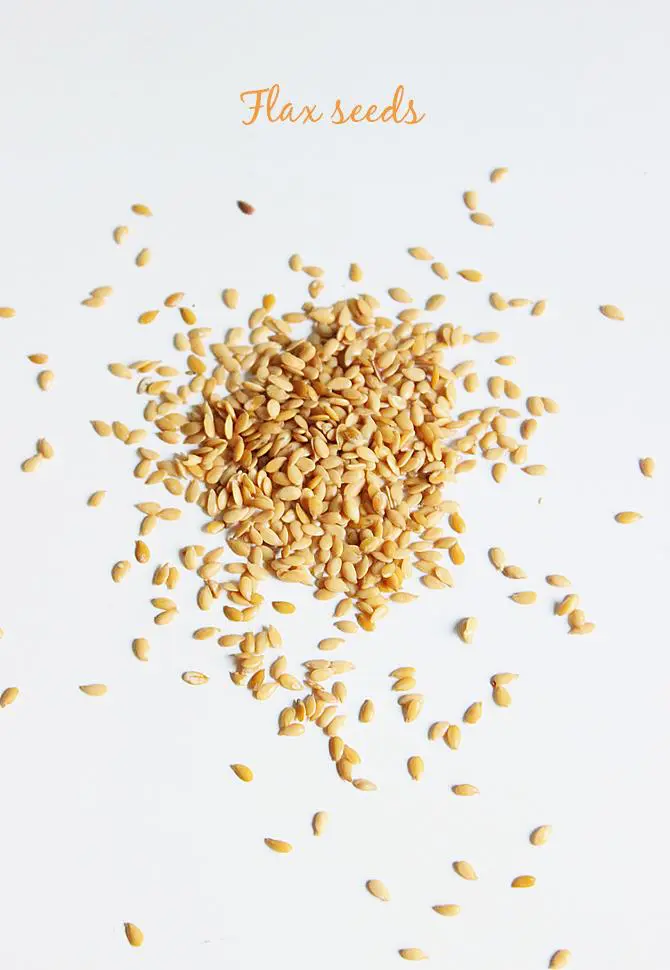 cleaned flax seeds to make chutney powder