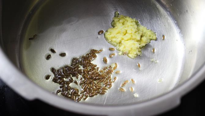 sauteing cumin in cooker for khichdi recipe for toddlers