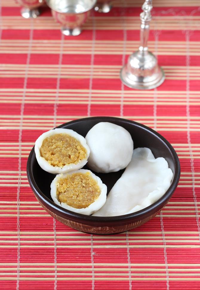 Poornam Kudumulu Recipe   Sihi Kadubu Recipe - 10