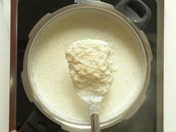 Rice Payasam Recipe  Paramannam    Swasthi s Recipes - 12