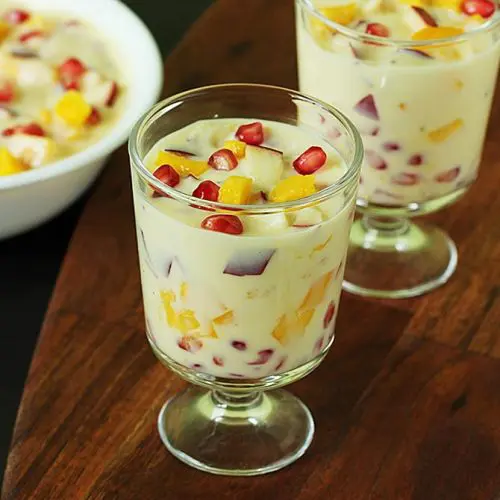 Fruit custard 