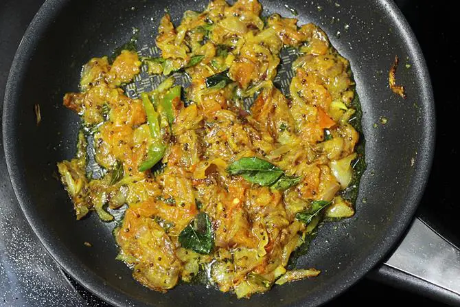making andhra style gutti vankaya curry