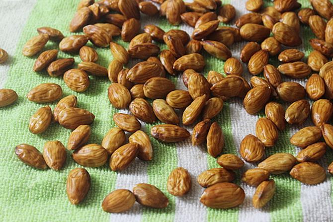 How to Make Almond Flour   Almond Meal   Swasthi s Recipes - 9