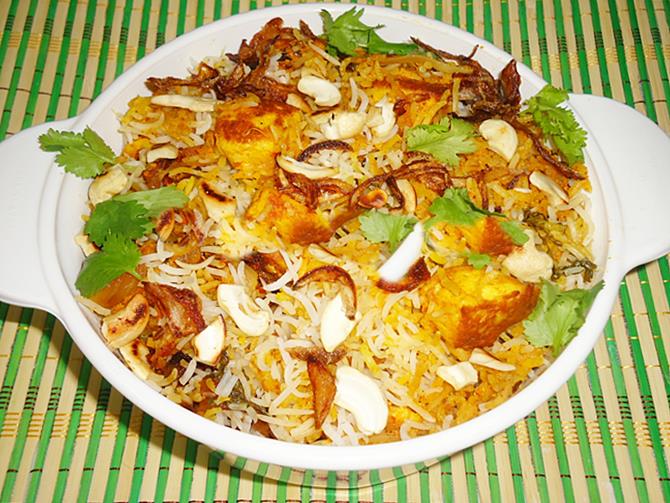 hyderabadi paneer dum biryani