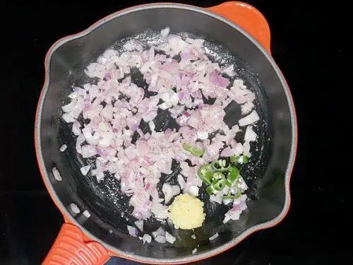 frying ginger garlic paste to make pav bhaji