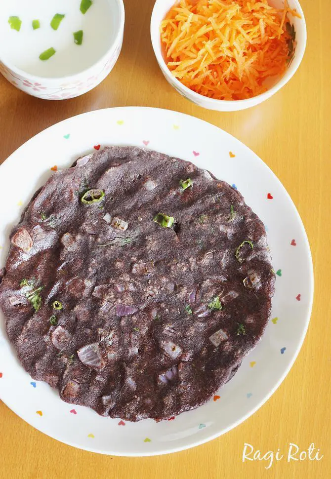 Ragi roti (Ragi rotti – 2 ways)