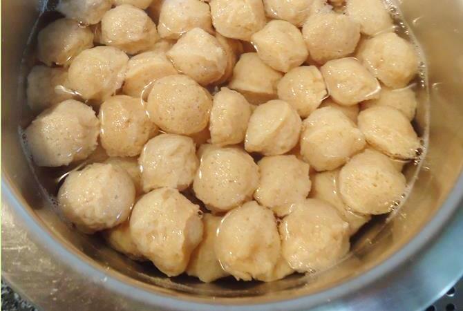 Soya Chunks Kurma   Meal Maker Kurma   Swasthi s Recipes - 87