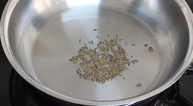 frying cumin in oil for egg roast recipe