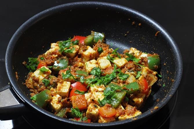 garnish coriander leaves and ginger