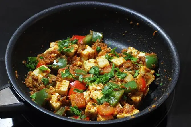 garnish coriander leaves and ginger