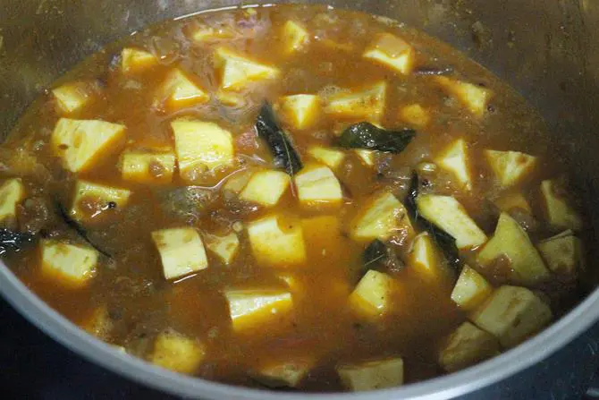 pouring enough water for sweet potato curry
