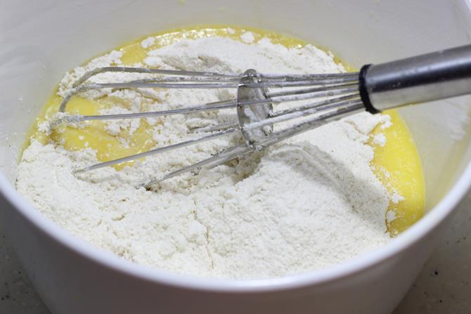 addition of flour in chocolate chip muffins recipe