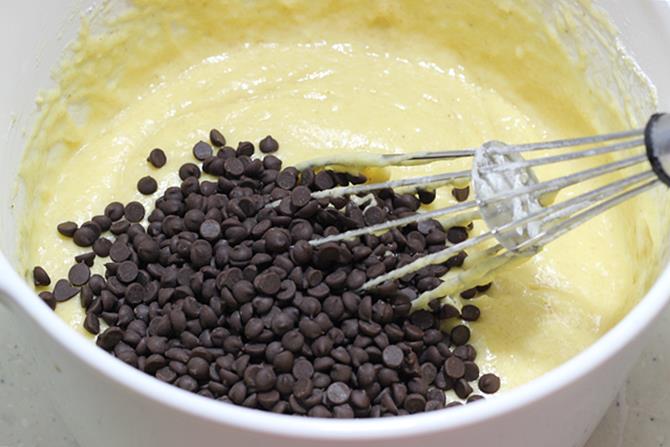addition of chips in chocolate chip muffins recipe