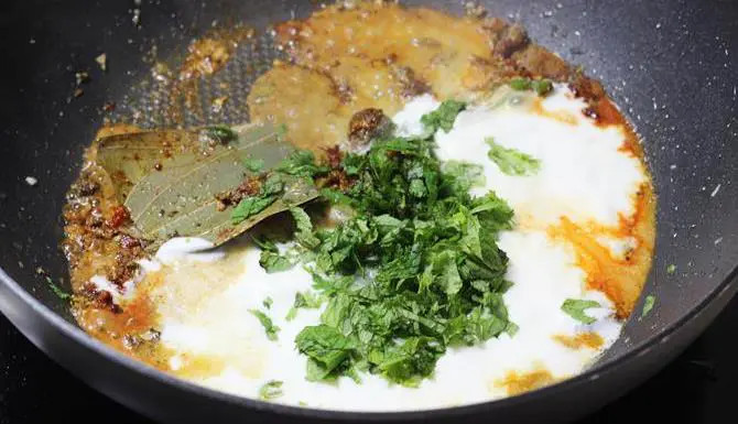 addition of yogurt mint salt in hyderabadi egg biryani recipe