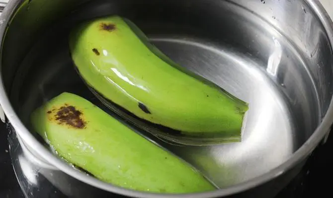 boiling plantains for raw banana curry recipe