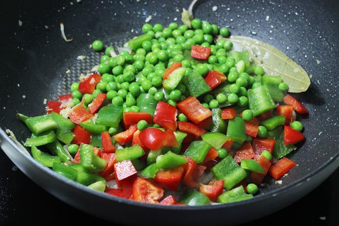 addition of green peas in capsicum rice recipe