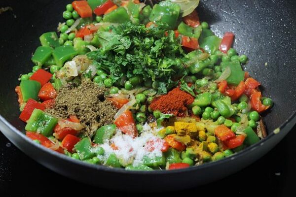 Capsi Rice Capsicum Rice Recipe | Bell Pepper Rice - Swasthi's Recipes