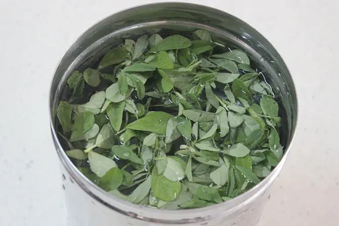 methi leaves for methi pulao recipe