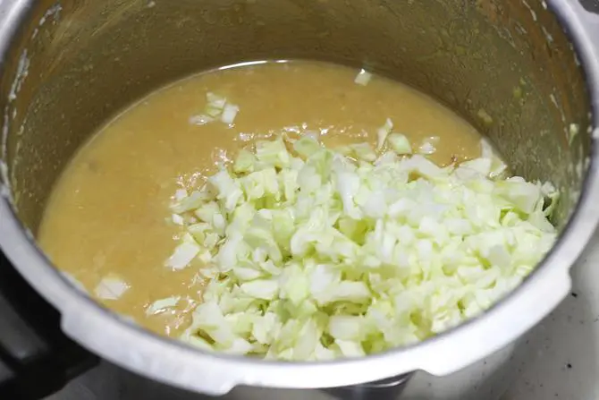 smooth cooked dal for cabbage kootu recipe