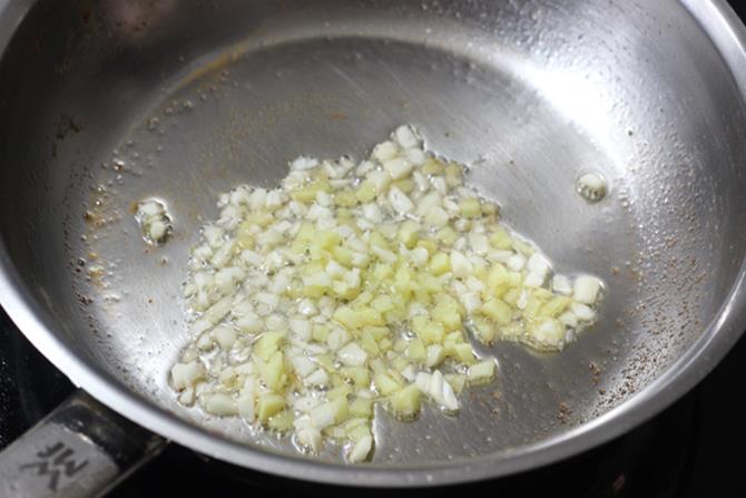 frying ginger garlic
