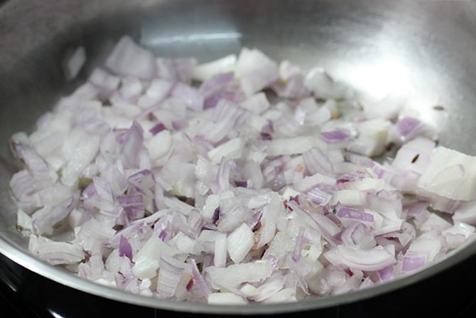 frying onions for potato egg curry recipe